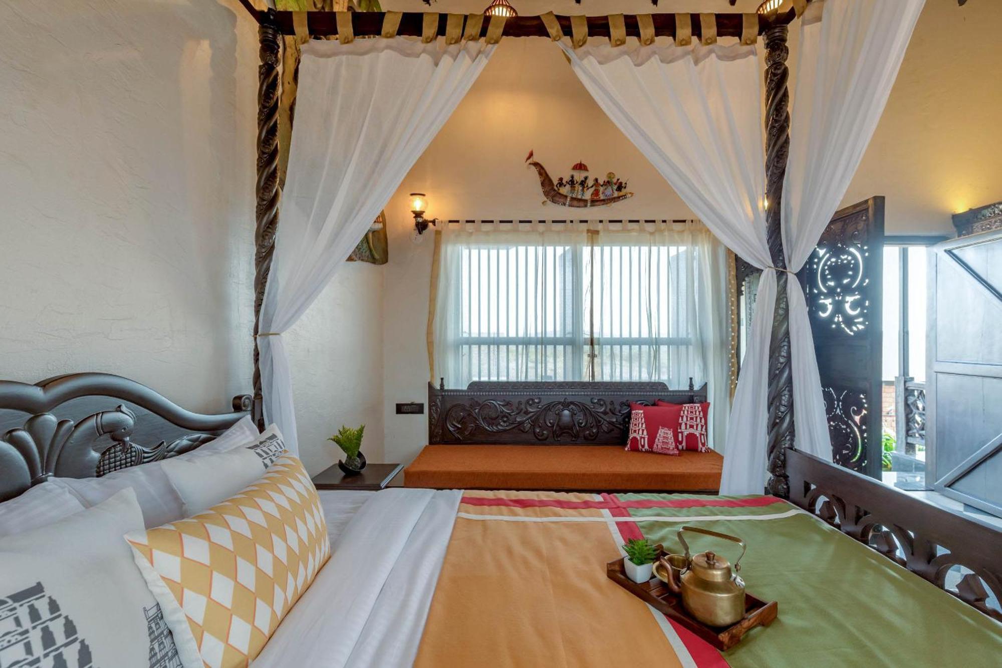 Dio Regaalo Theme Resort, Ratnāgiri Esterno foto